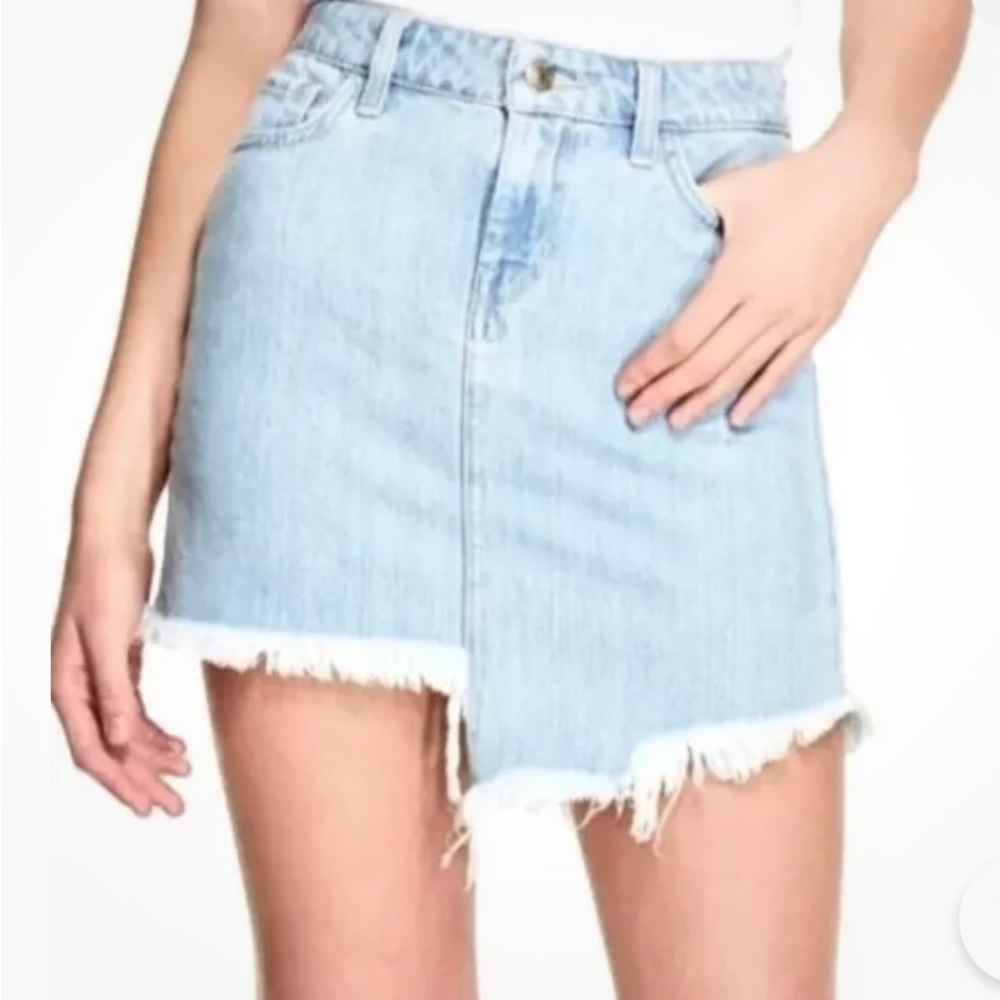 GUESS Stella Denim Skirt Asymmetric Frayed Hem Med Light Wash Boho Festival Cool